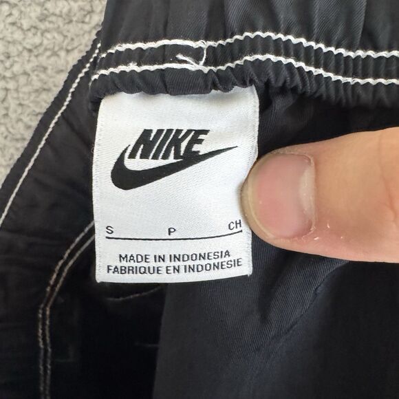 Nike Shorts Women's S‎ Black Swoosh Woven Easy Elastic Waist Nylon - Picture 5 of 7